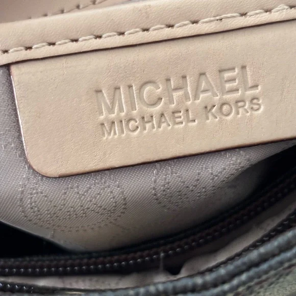 Michael Kors Brown Designer Tote Bag - Picture 2 of 16